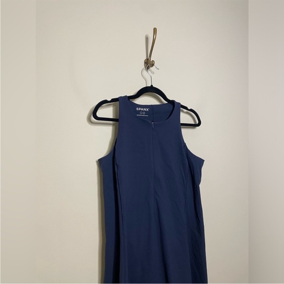 SPANX Shape Get Moving Zip Front Dress in Timeless Navy - Picture 7 of 9